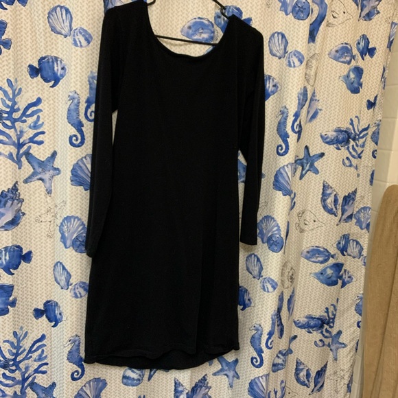 Old Navy Maternity wrap dress - Picture 3 of 4
